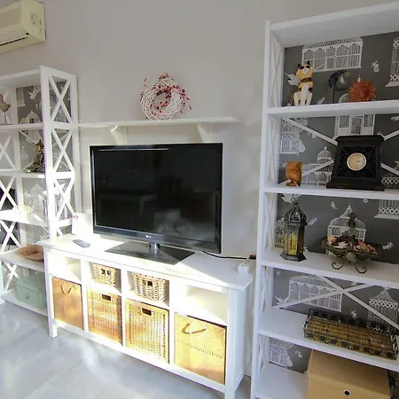 Htl10-island Apartment