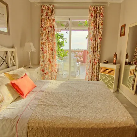 Htl10-island Mijas